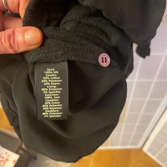 Elizabeth & James Black Long Sleeves Ruched Silk Knit Dress Sz 8 Olsens the Row - Picture 9 of 9